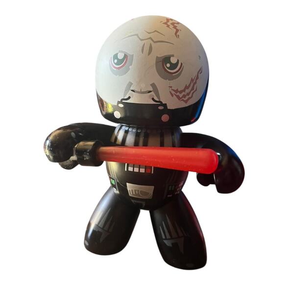 Hasbro Mighty Muggs Star Wars Darth Vader Unmasked - Picture 1 of 3